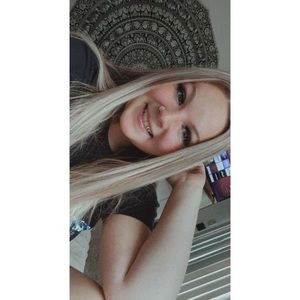 Meet your Posher, Kara